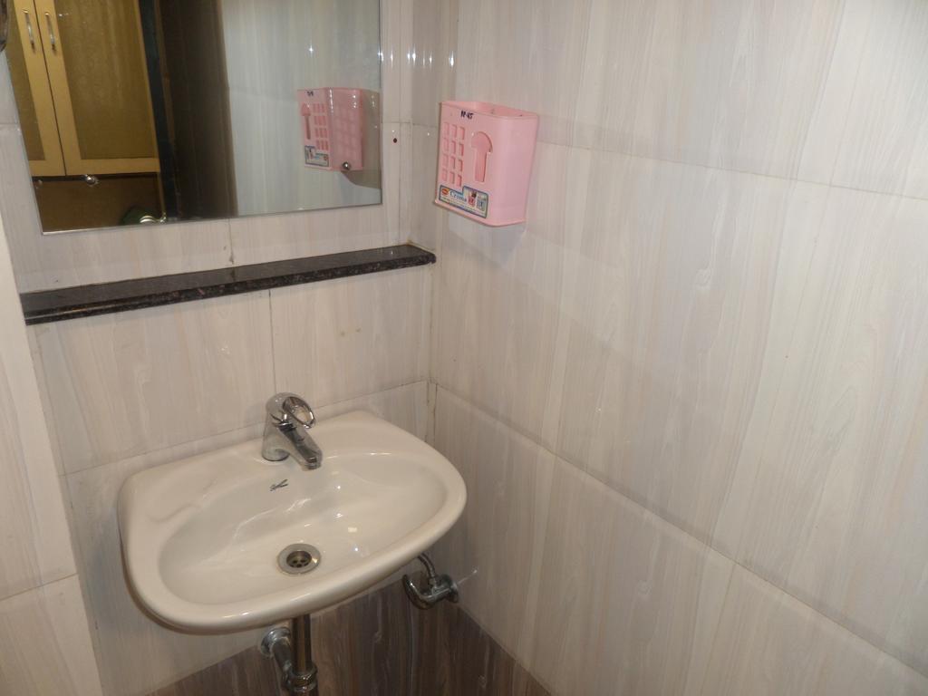 Hotel Minerva Residency Bombay